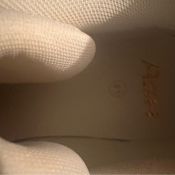 Ash Cream and Gray Sneakers - Picture 6 of 8